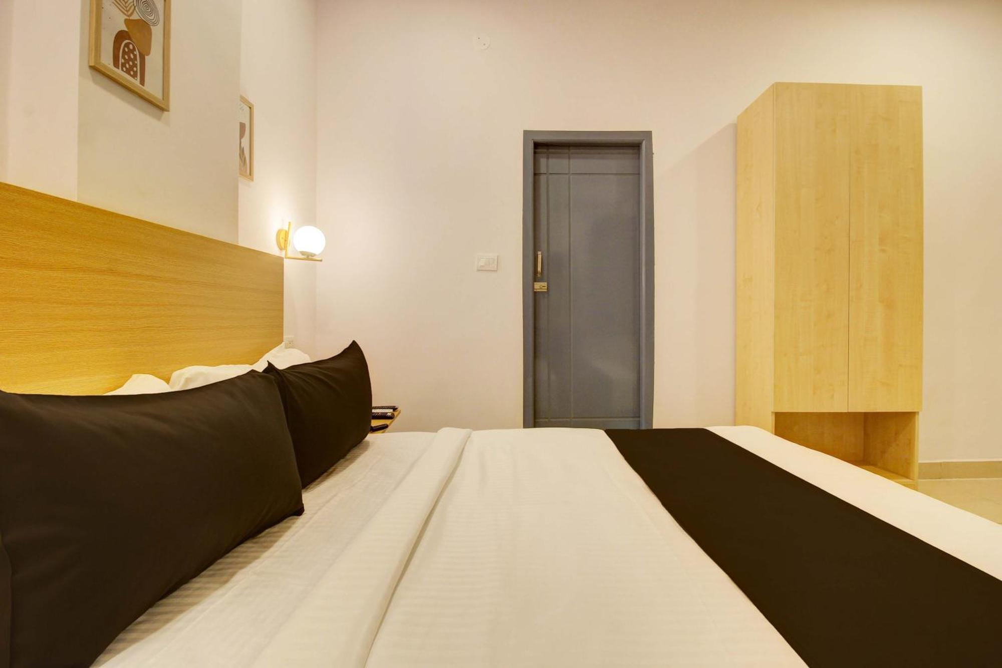 Super Collection O Casa Grand Hotels Nacharam Χιντεραμπάντ Εξωτερικό φωτογραφία