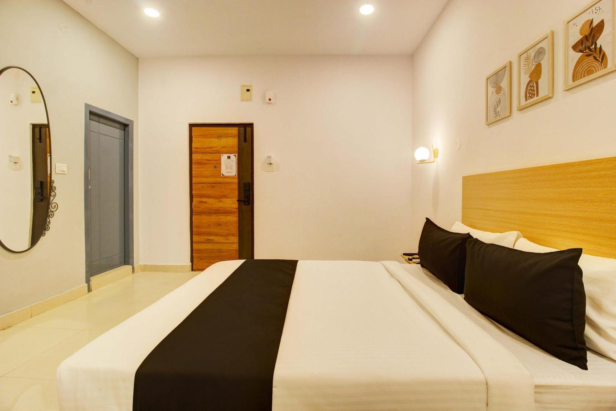 Super Collection O Casa Grand Hotels Nacharam Χιντεραμπάντ Εξωτερικό φωτογραφία